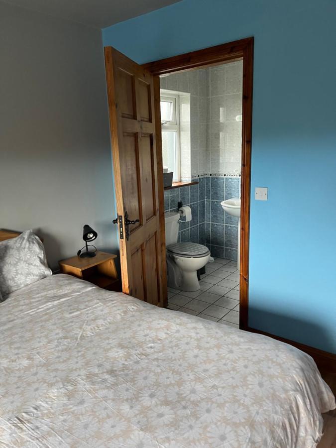 Doughlasha House V93Rx64 Fossa Bagian luar foto