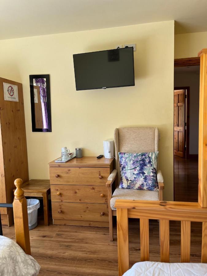 Doughlasha House V93Rx64 Fossa Bagian luar foto